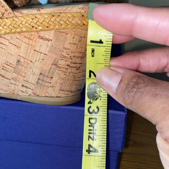 Stuart Weitaman Cork Sandals - Picture 10 of 10